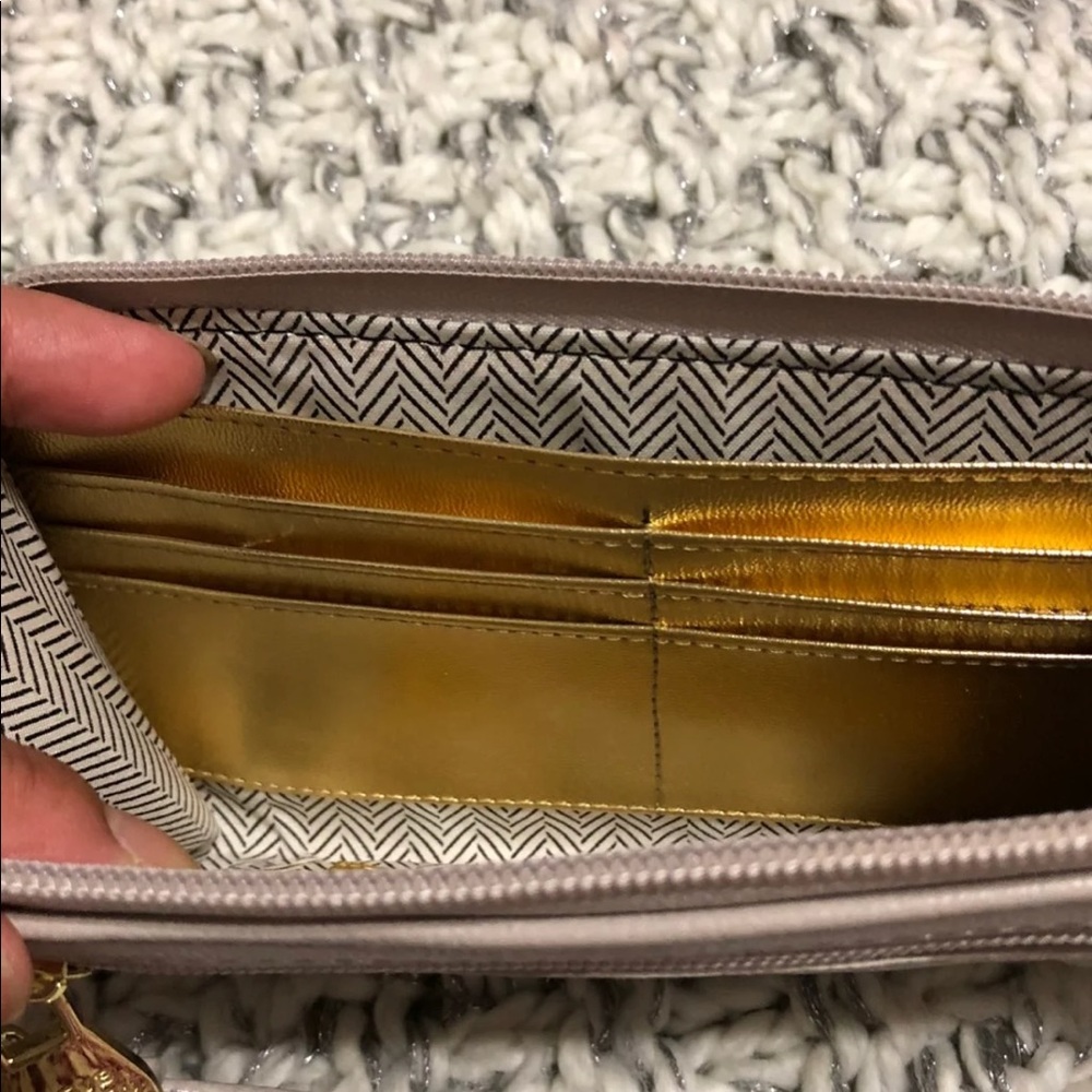 Steve Maddens wristlet